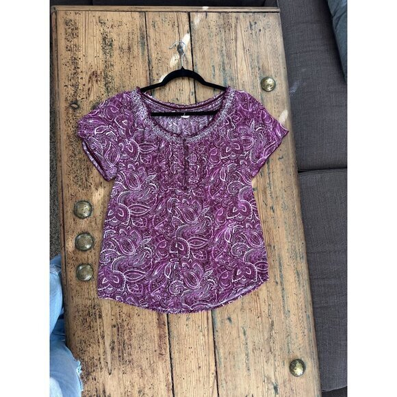 Womens Pink Blouse Small Short sleeve round neck pullover floral‎ - Picture 1 of 5
